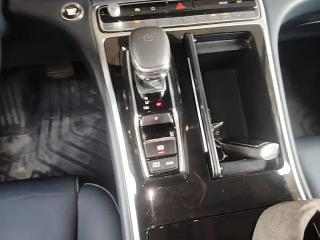 GAC Trumpchi M8 — Фото автомобиля 13