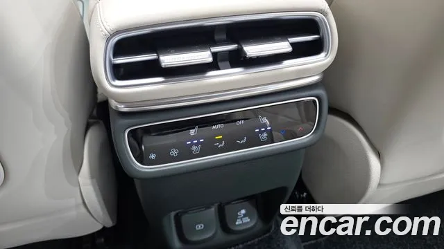 Genesis GV80 — Фото автомобиля 20