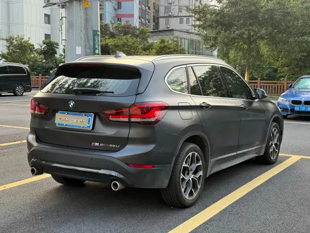 BMW X1 — Фото автомобиля 3