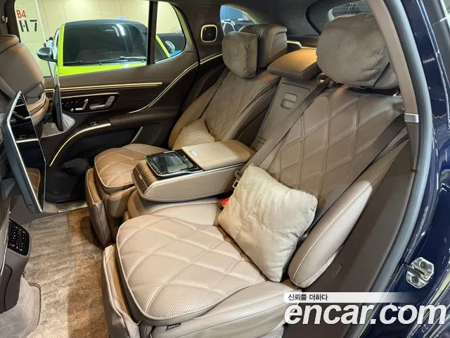Mercedes-Benz EQS — Фото автомобиля 16