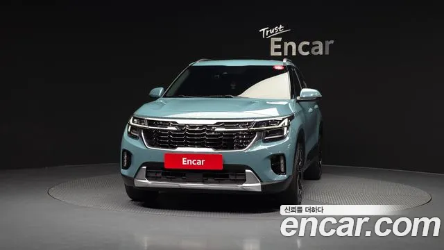 Kia Seltos Бензин 1.6 турбо 2WD — Фото автомобиля 3