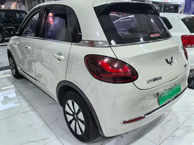 Wuling Bingo — Фото автомобиля 4