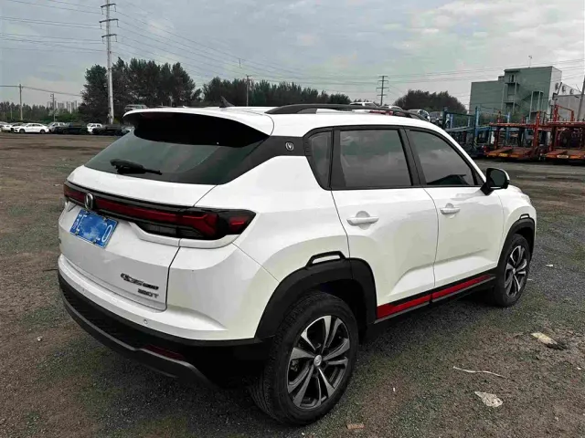 Changan CS35 Plus — Фото автомобиля 19