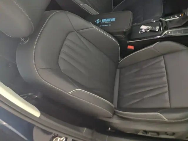Volkswagen Passat — Фото автомобиля 24