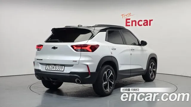 Chevrolet Trailblazer — Фото автомобиля 2