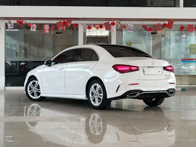 Mercedes-Benz A-Class — Фото автомобиля 4