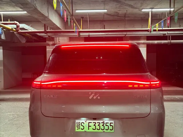 IM Motors LS8 — Фото автомобиля 8