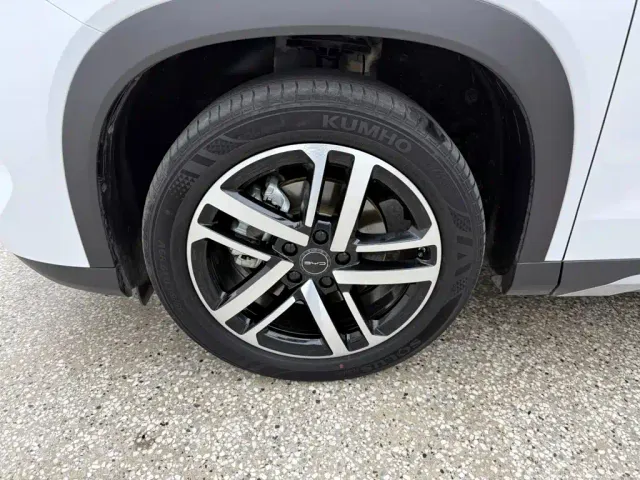 BYD Song L DM-i — Фото автомобиля 15