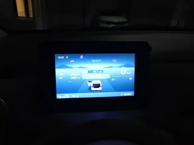 Wuling Hongguang Mini EV — Фото автомобиля 12