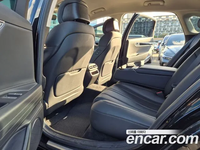 Genesis G80 RG3 — Фото автомобиля 11