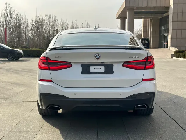 BMW 6 Series Gran Turismo — Фото автомобиля 5