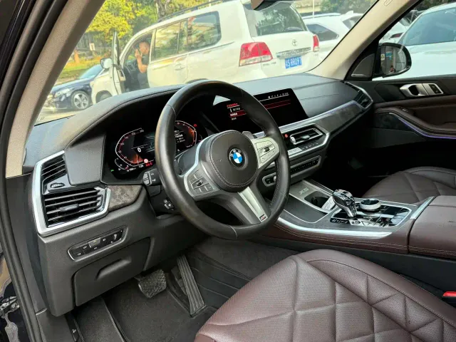 BMW X5 — Фото автомобиля 9
