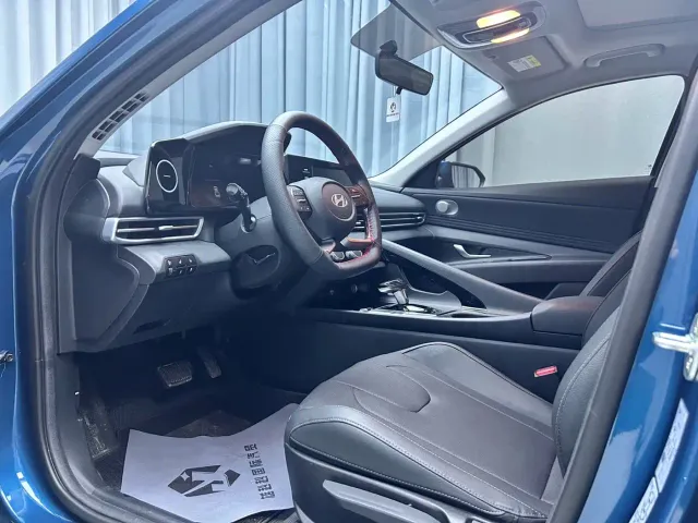 Hyundai Elantra — Фото автомобиля 13