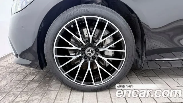 Mercedes-Benz S-Class — Фото автомобиля 5