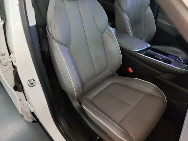 Buick E5 — Фото автомобиля 24