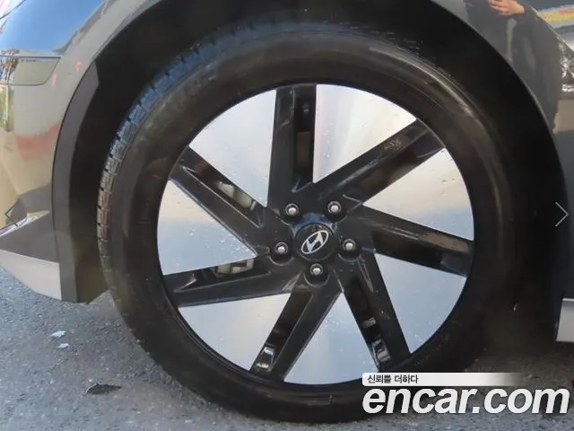Hyundai Ioniq 6 — Фото автомобиля 20