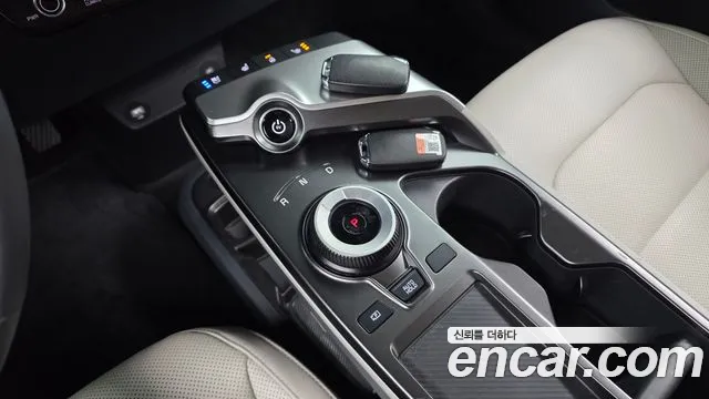 Kia EV6 — Фото автомобиля 11