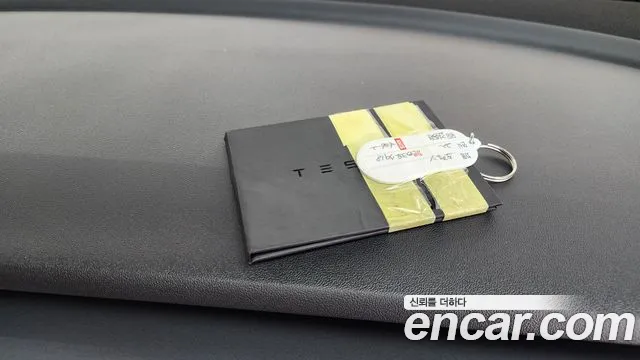 Tesla Model Y — Фото автомобиля 28