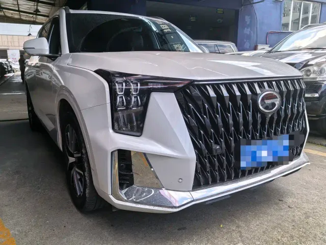 GAC Trumpchi GS8 — Фото автомобиля 3