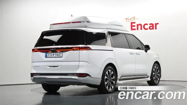Фотография автомобиля — Kia Carnival Generation 4