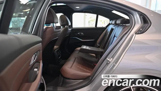 BMW 3 Series G20 — Фото автомобиля 10