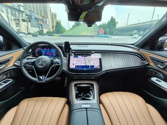 Mercedes-Benz Mercedes-Benz E-Class 2024 Facelift E 300 L Fashion — Фото автомобиля 17