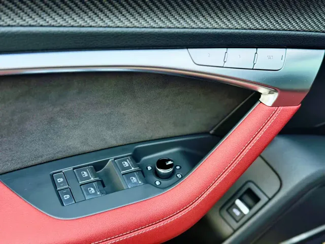 Audi A7L — Фото автомобиля 6