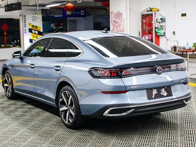 Volkswagen Lamando — Фото автомобиля 21