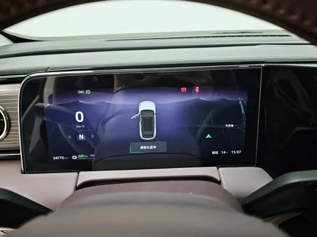 Leapmotor C11 — Фото автомобиля 7