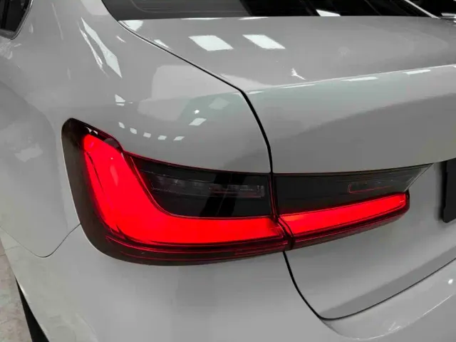 BMW 3 Series — Фото автомобиля 25