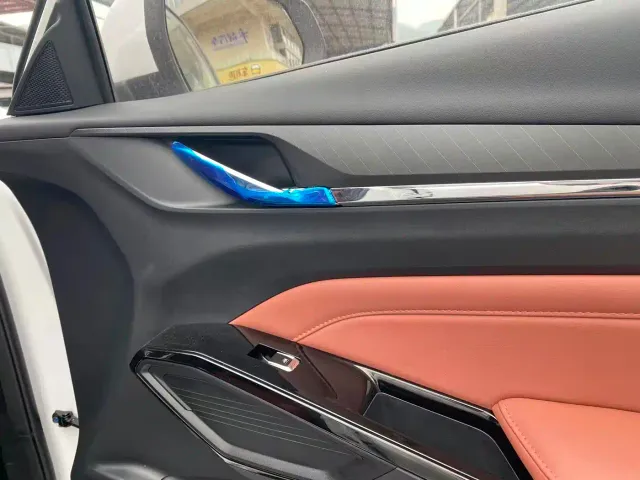 Changan X5 Plus — Фото автомобиля 13