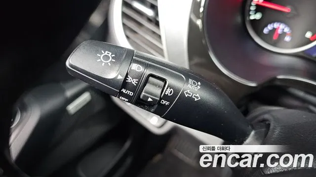 Kia Seltos New — Фото автомобиля 27
