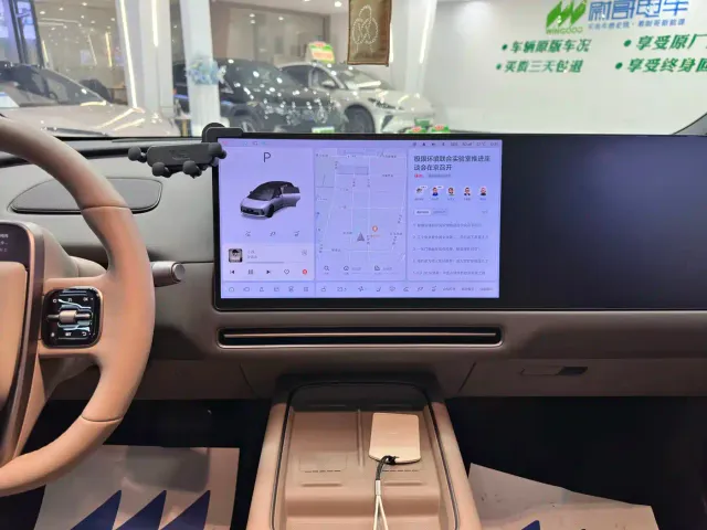 Li Auto i6 — Фото автомобиля 11