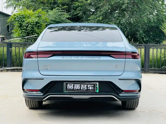BYD Han — Фото автомобиля 21