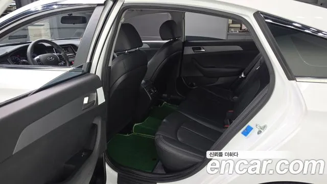 Hyundai Sonata New Rise — Фото автомобиля 12
