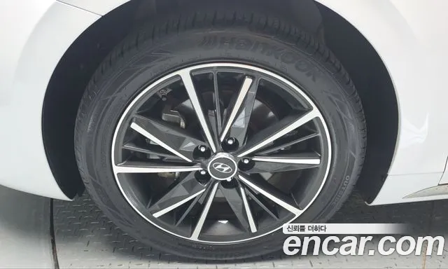Hyundai Grandeur New — Фото автомобиля 5