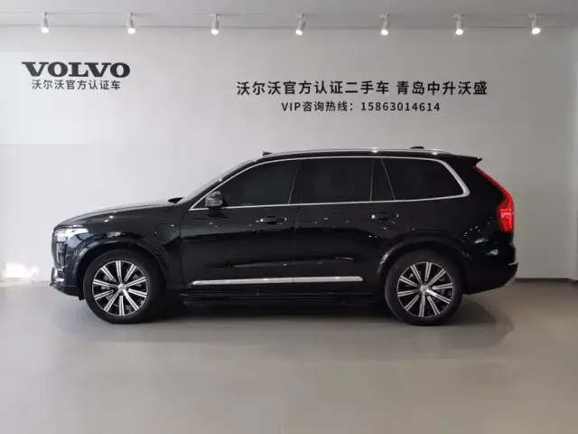 Volvo XC90 — Фото автомобиля 3