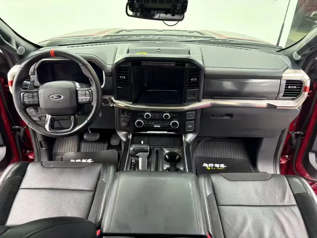 Ford F-150 Raptor — Фото автомобиля 11