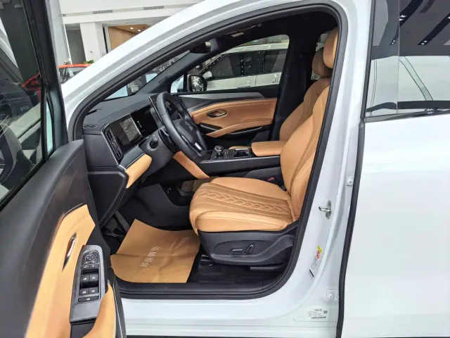 BYD Song L DM-i — Фото автомобиля 4