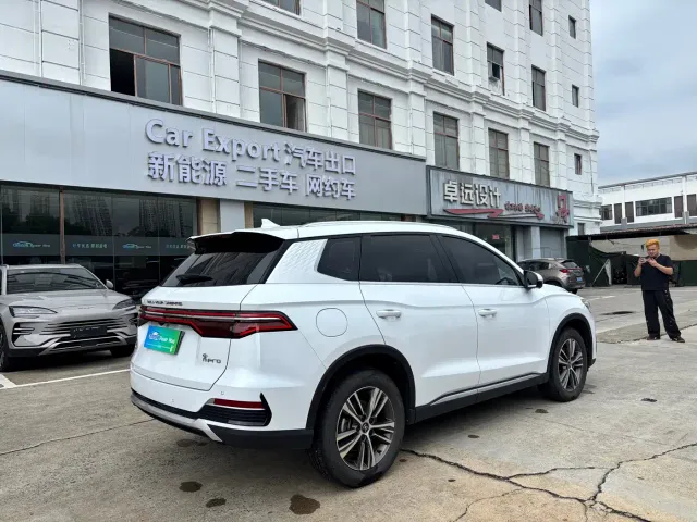 BYD Song Pro — Фото автомобиля 5