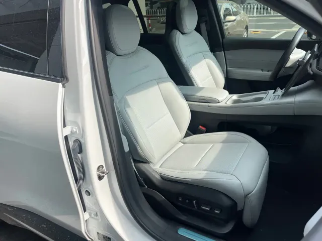 Nio ES6 — Фото автомобиля 12