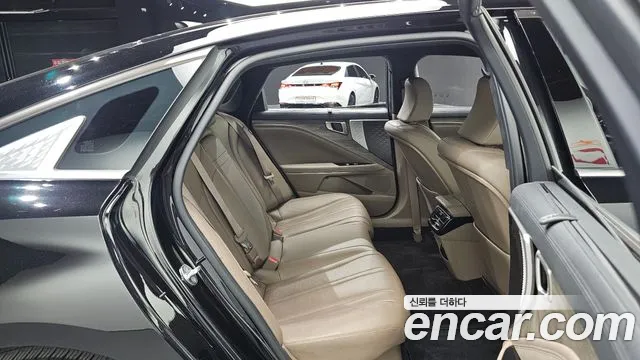 Kia K8 Hybrid — Фото автомобиля 17