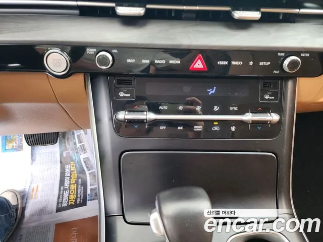 Kia Carnival Generation 4 — Фото автомобиля 17