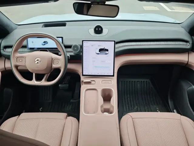 Nio EC6 — Фото автомобиля 13