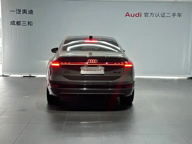 Audi A6L e-tron — Фото автомобиля 5