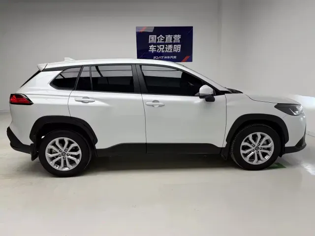 Toyota Frontlander — Фото автомобиля 7