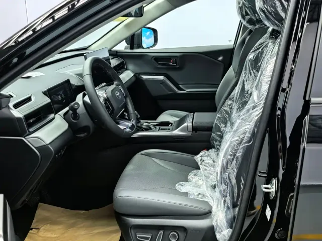 Toyota RAV4 — Фото автомобиля 19