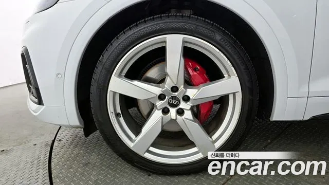 Audi SQ5 3.0 TFSI quattro — Фото автомобиля 5