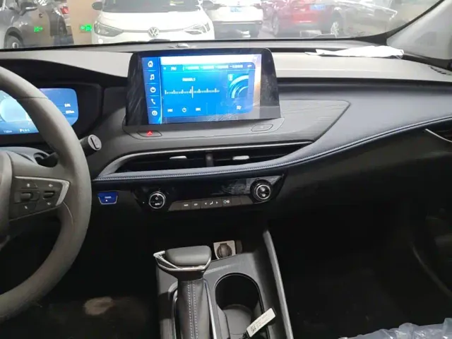 Buick Velite 6 — Фото автомобиля 12