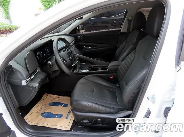 Hyundai AVANTE Новый Avante (CN7) — Фото автомобиля 5
